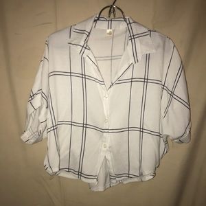 White With Black Lined Women’s Collared Buttondown